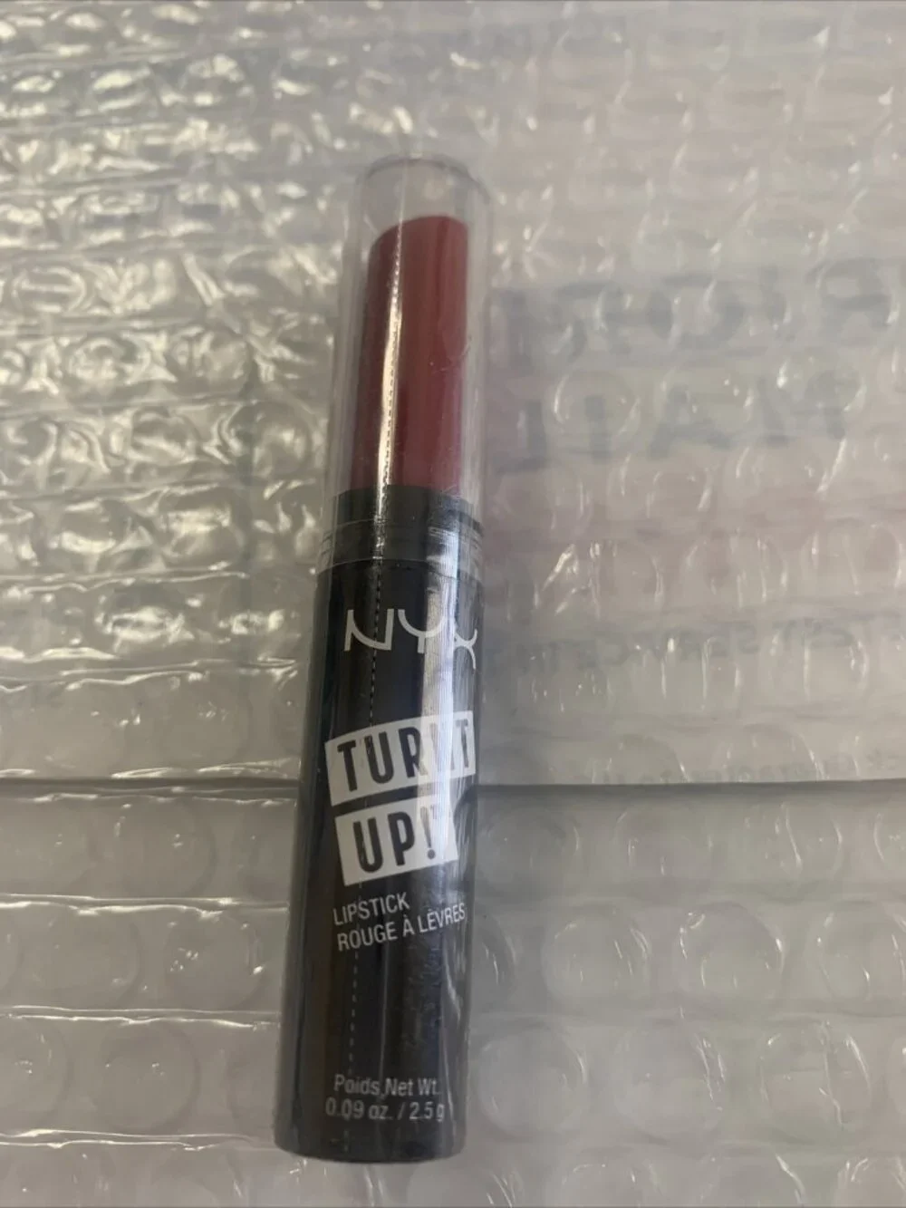 NYX Cosmetics Turnt Up! Lipstick, Hollywood Red NEW TULS06 new sealed